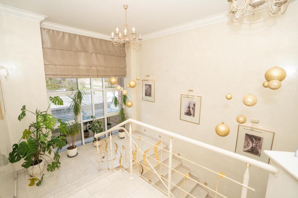 Hotel Piano Kiev Esterno foto